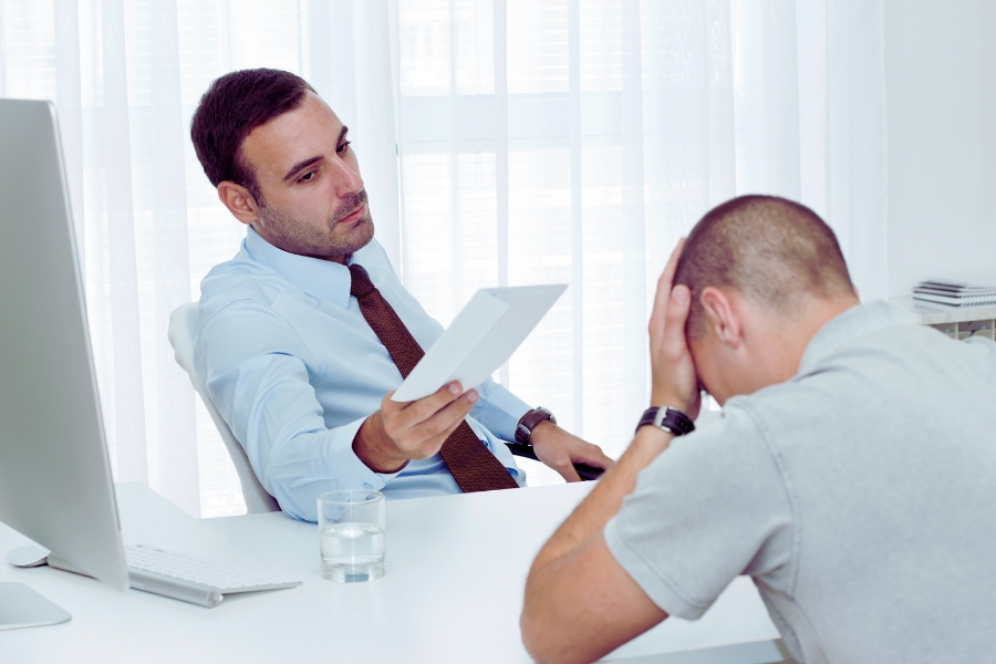 How to Terminate an Employee With Confidence